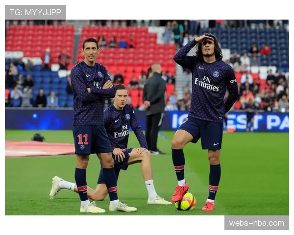 巴黎圣日耳曼客战摩纳哥前瞻:榜首对决将检验姆巴佩离队后全新攻防体系